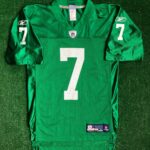00's Michael Vick Philadelphia Eagles Reebok Throwback NFL Jersey Size S/M  – Rare VNTG