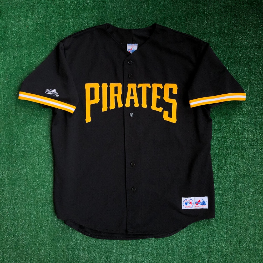 pittsburgh pirates retro uniforms