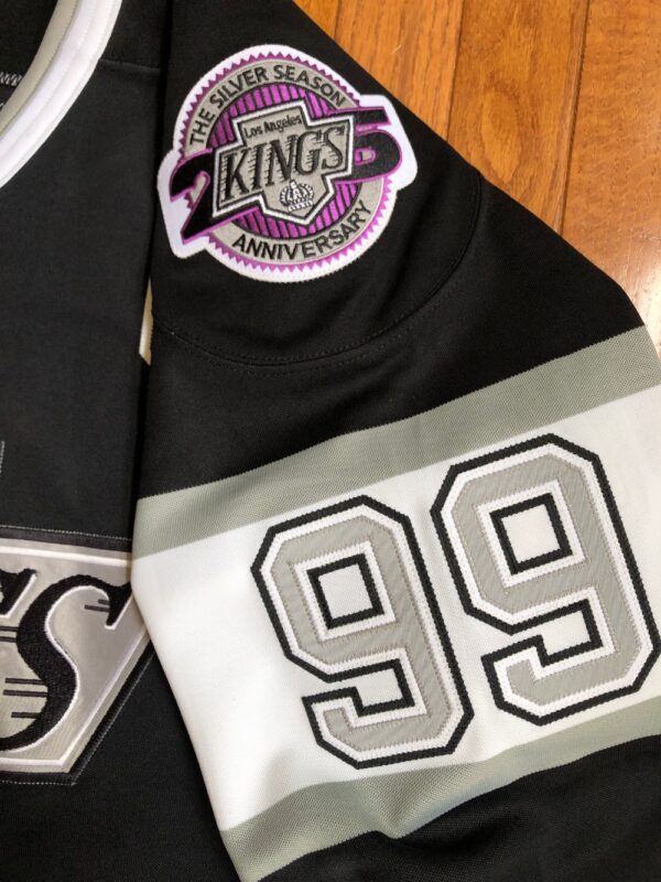 la kings authentic jersey