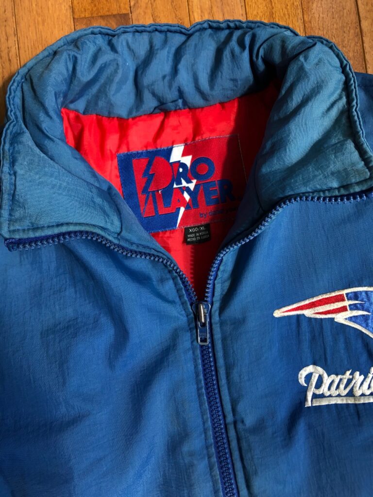 90's New England Patriots Pro Player NFL Heavyweight Jacket Size